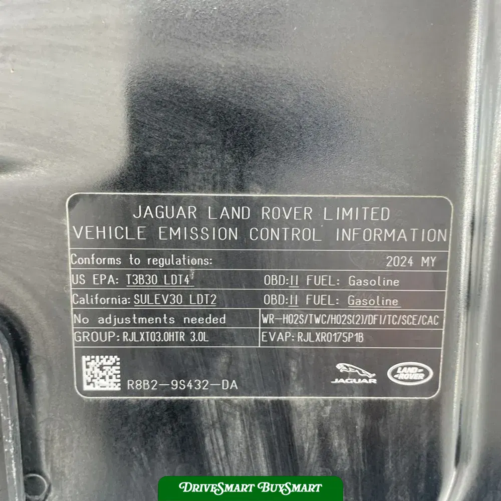 2024 Land Rover Defender 130 P400 X-Dynamic SE