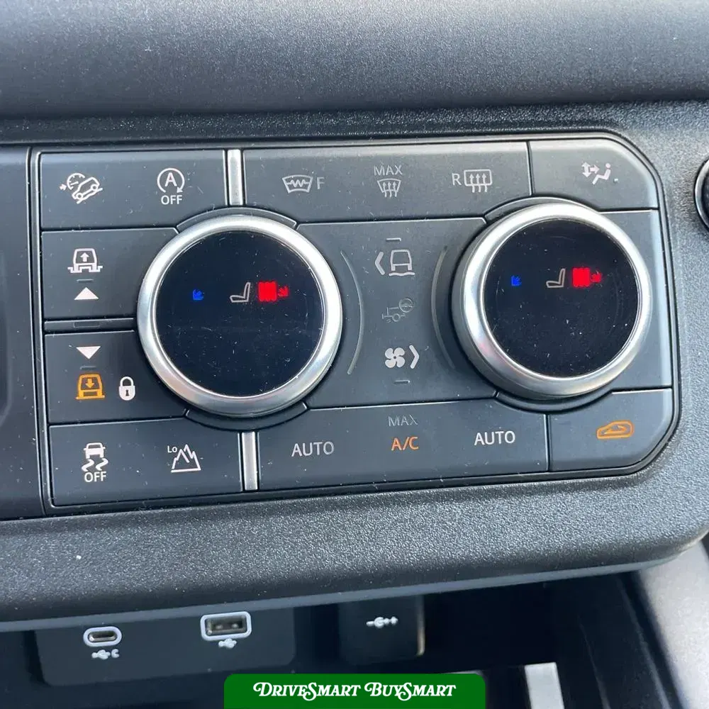 2024 Land Rover Defender 130 P400 X-Dynamic SE