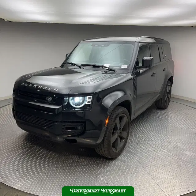2024 Land Rover Defender 130 P400 X-Dynamic SE