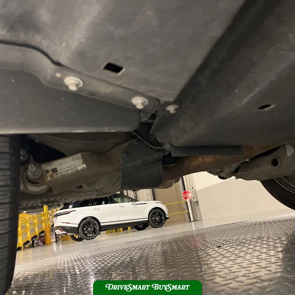 2024 Land Rover Defender 130 P400 X-Dynamic SE