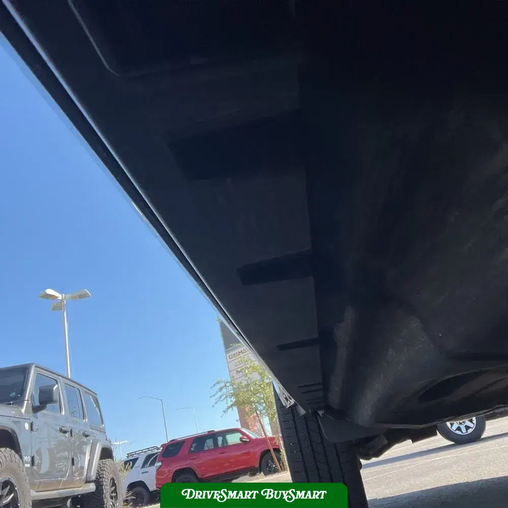 2024 Land Rover Defender 130 X-Dyn SE P400