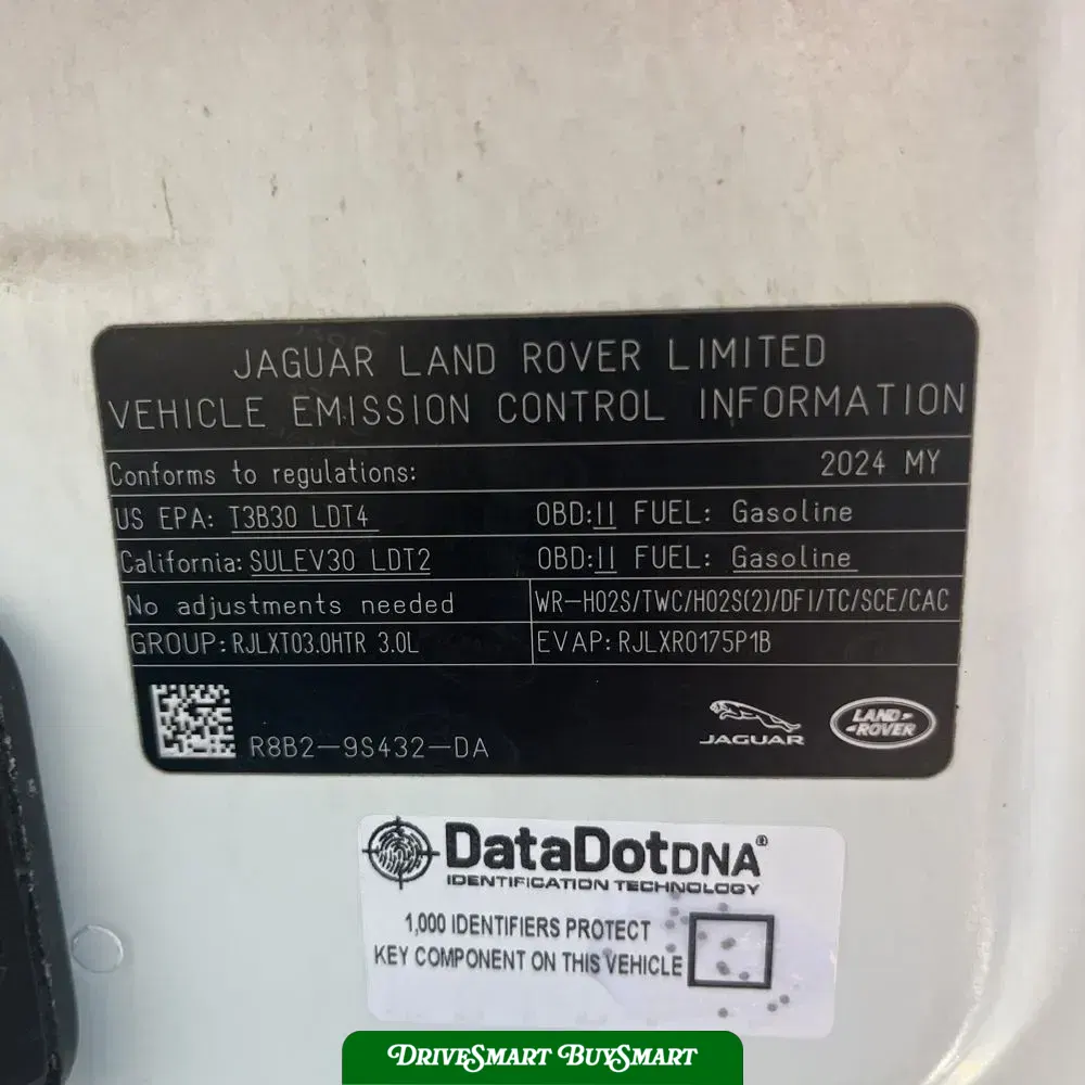 2024 Land Rover Defender 130 X-Dyn SE P400