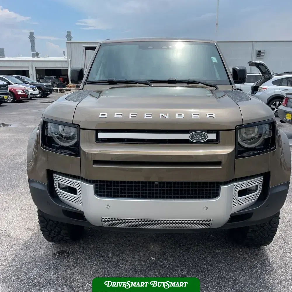 2024 Land Rover Defender 110 S P400