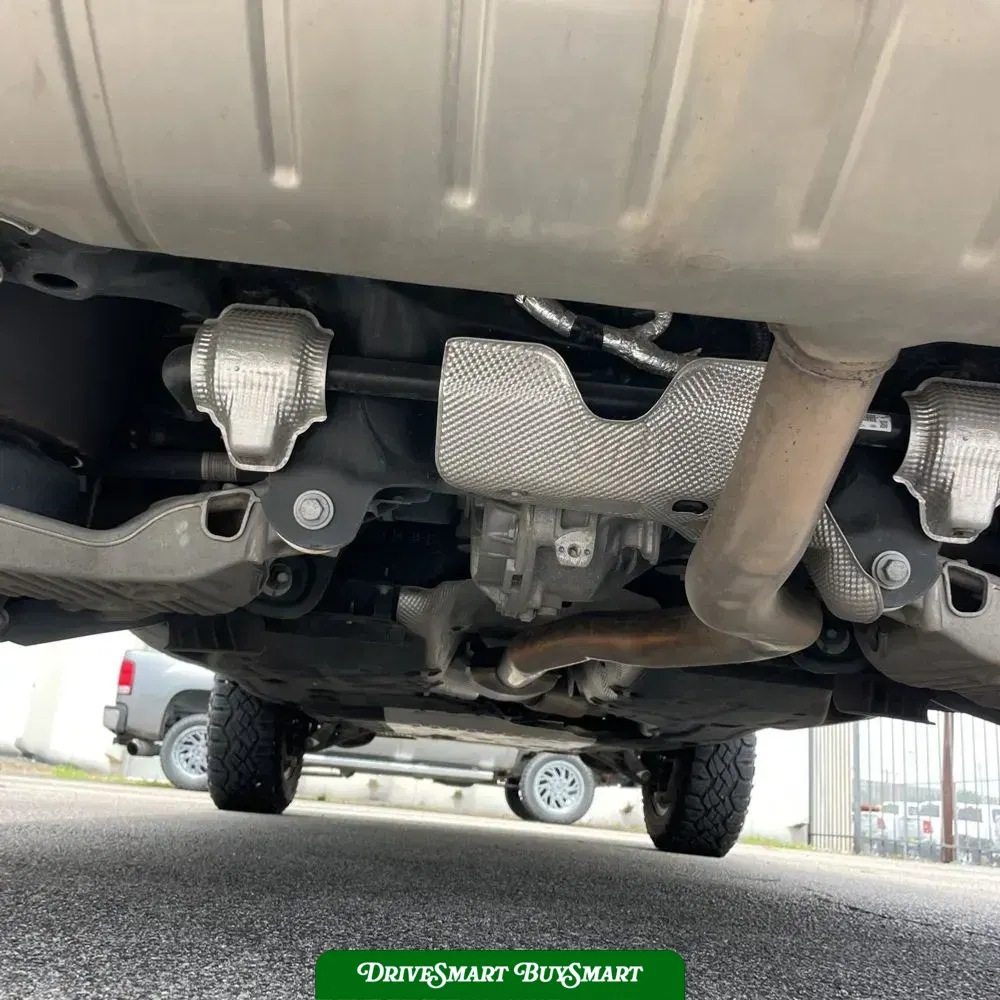 2024 Land Rover Defender 110 S P400