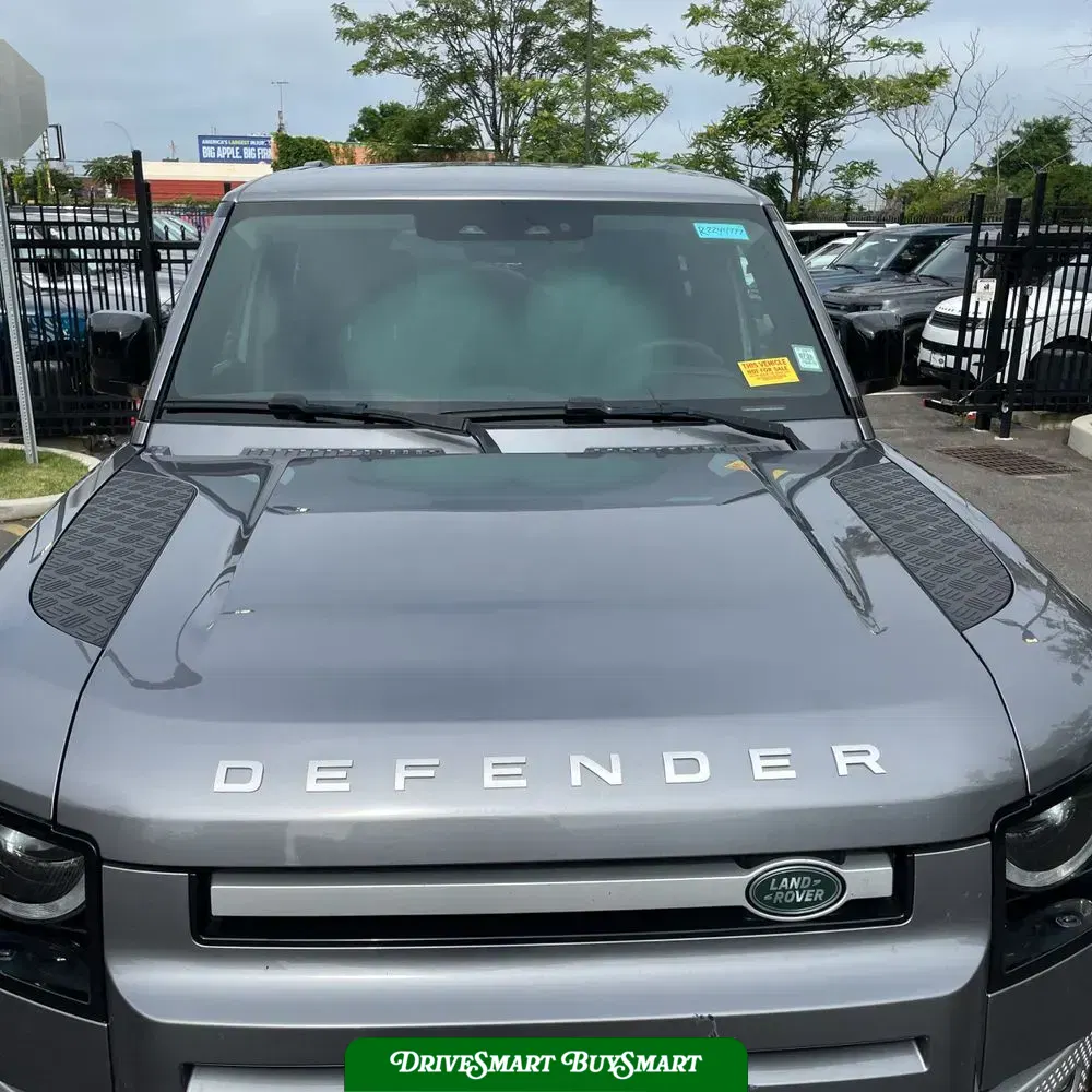 2024 Land Rover Defender 110 P400 S
