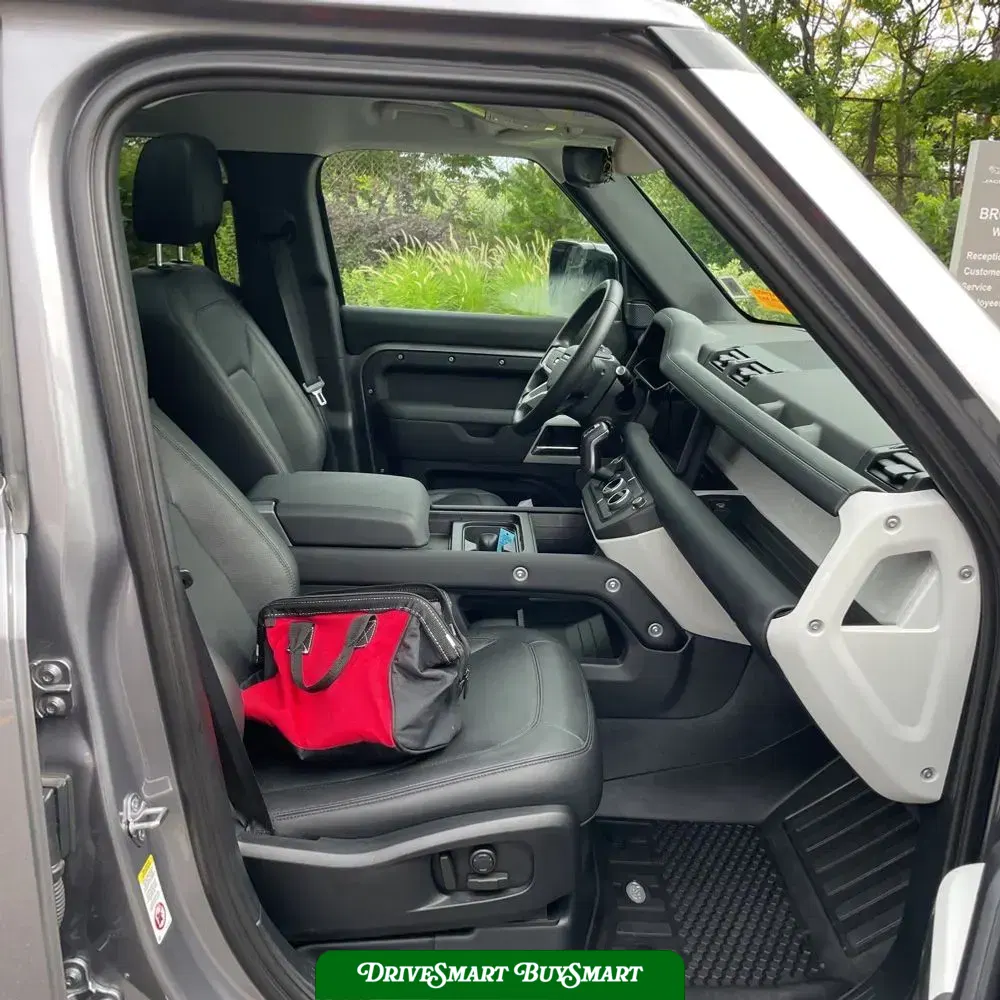 2024 Land Rover Defender 110 P400 S