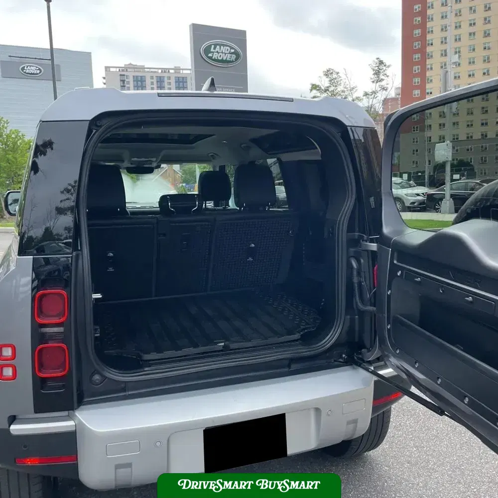 2024 Land Rover Defender 110 P400 S