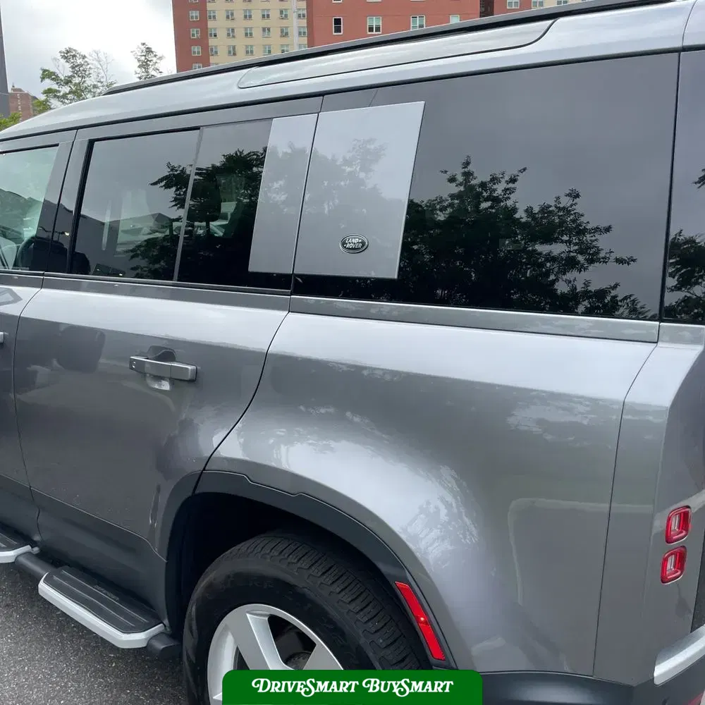 2024 Land Rover Defender 110 P400 S