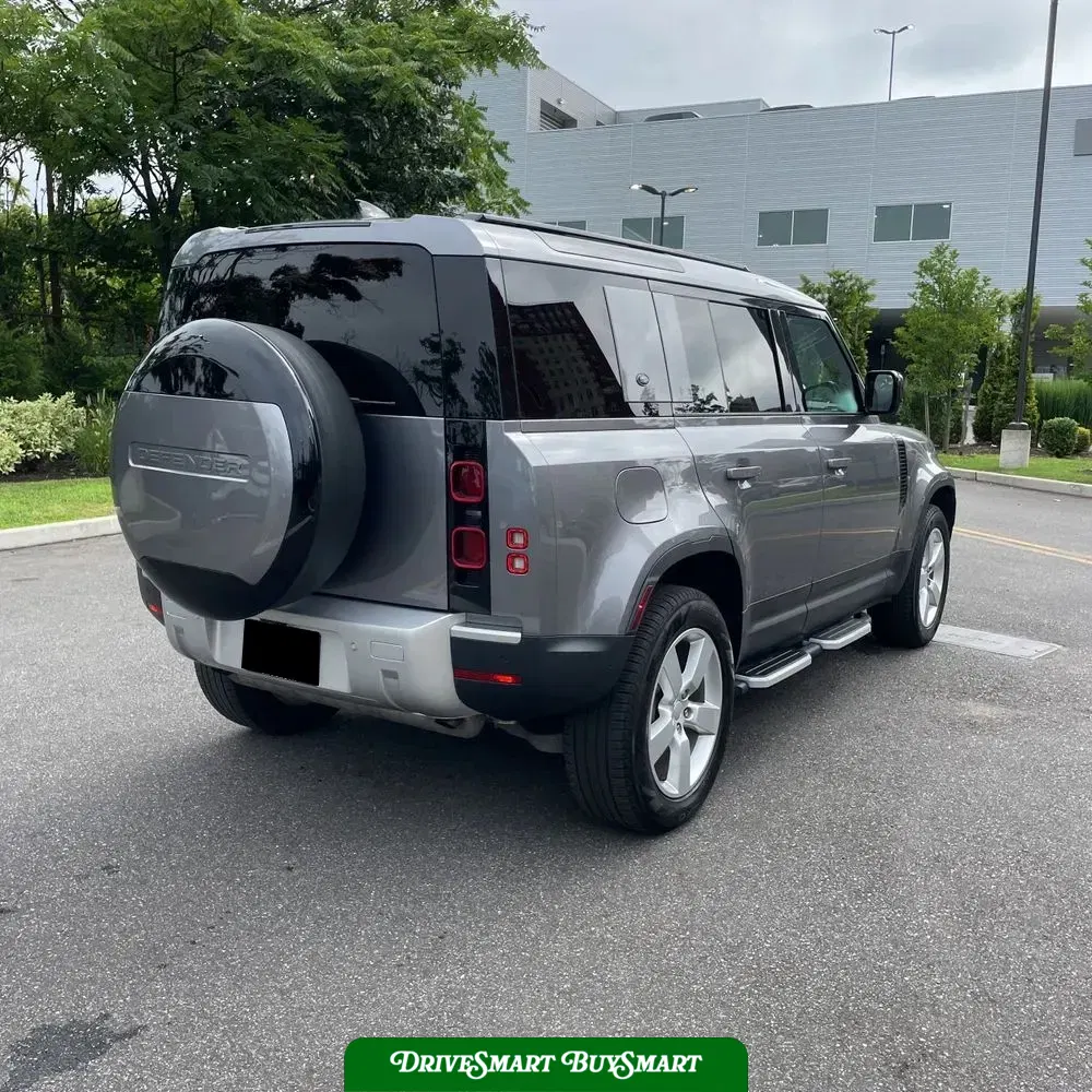 2024 Land Rover Defender 110 P400 S