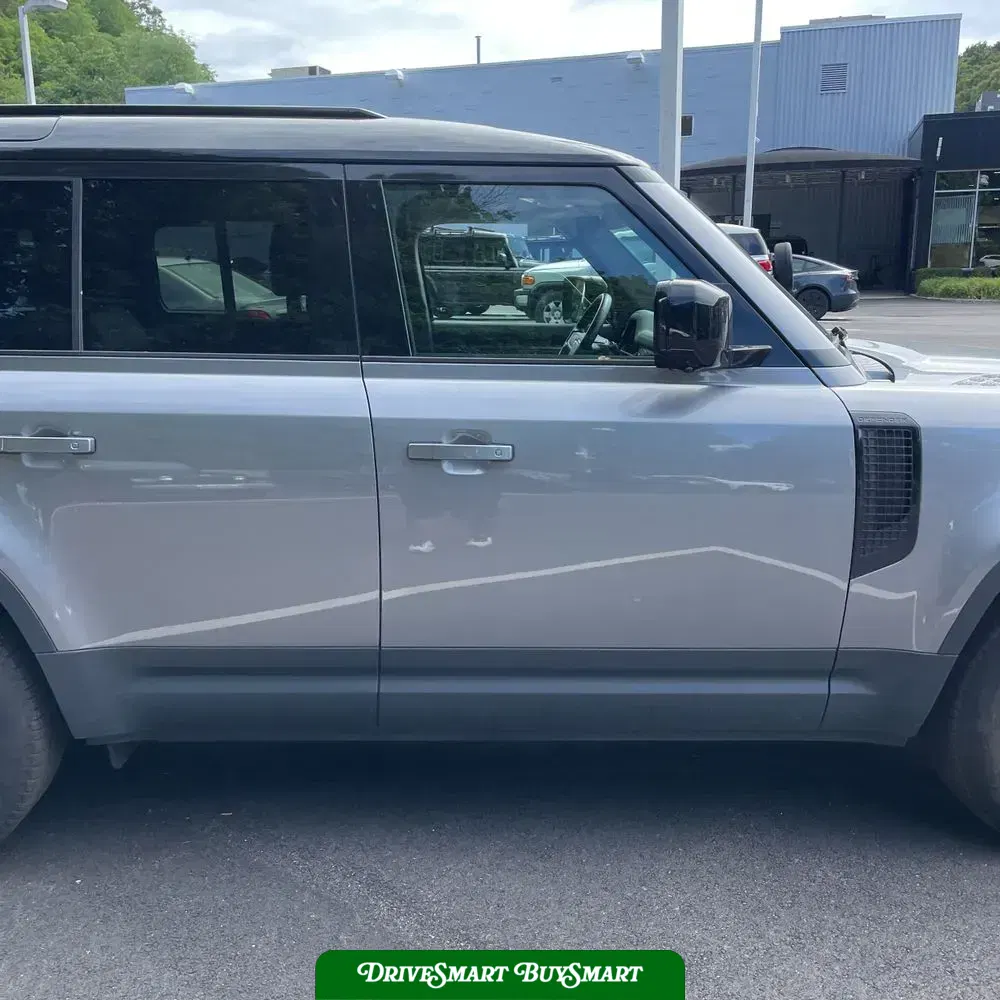 2024 Land Rover Defender 110 S P300
