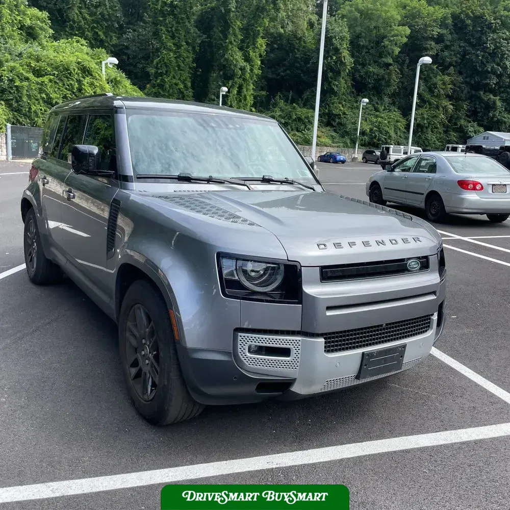 2024 Land Rover Defender 110 S P300