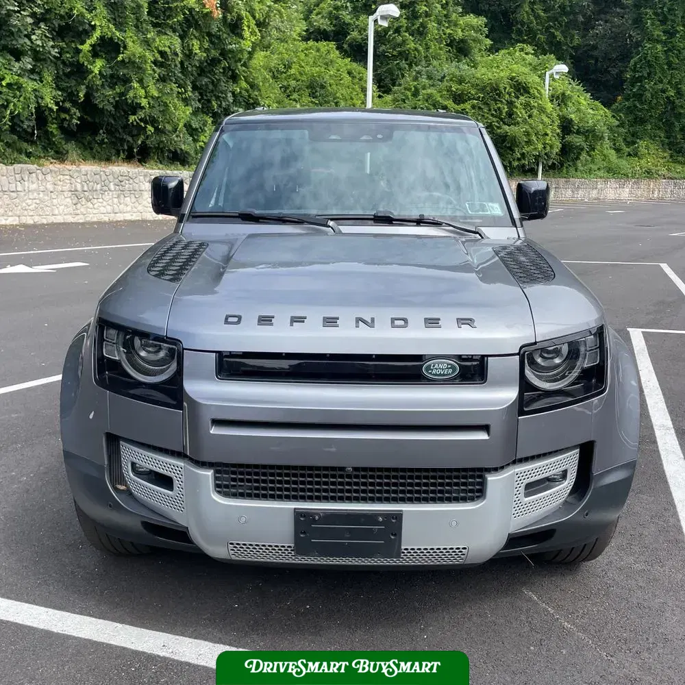 2024 Land Rover Defender 110 S P300