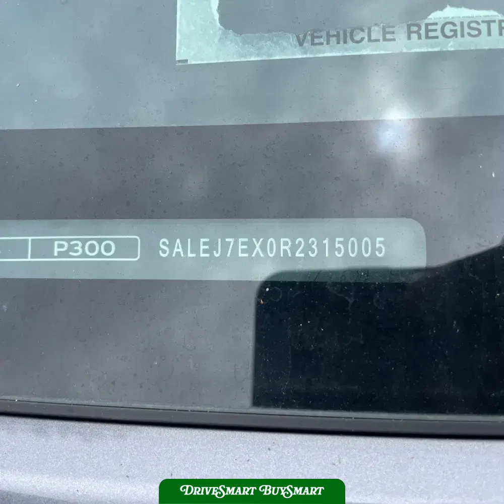 2024 Land Rover Defender 110 S P300