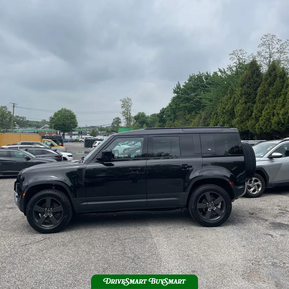 2023 Land Rover Defender 110 S