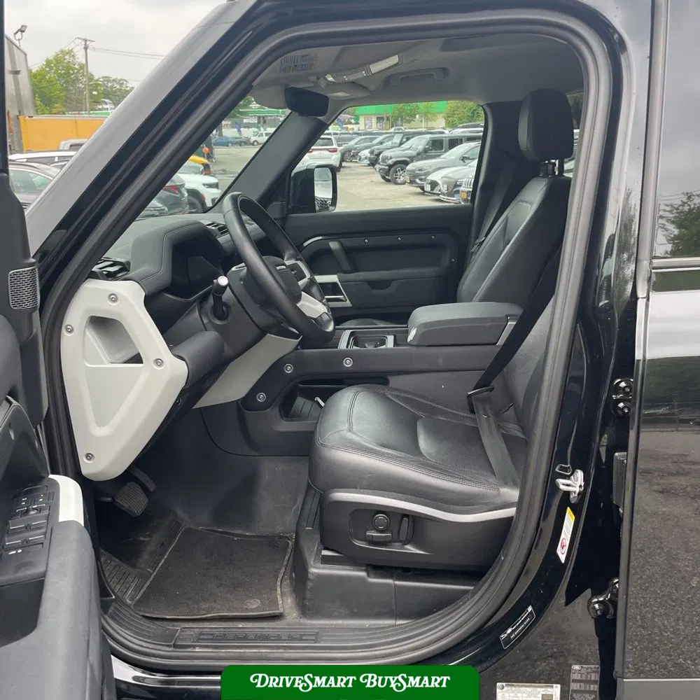 2023 Land Rover Defender 110 S