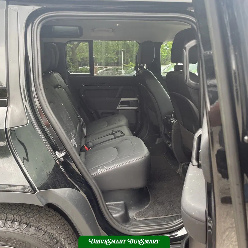 2023 Land Rover Defender 110 S