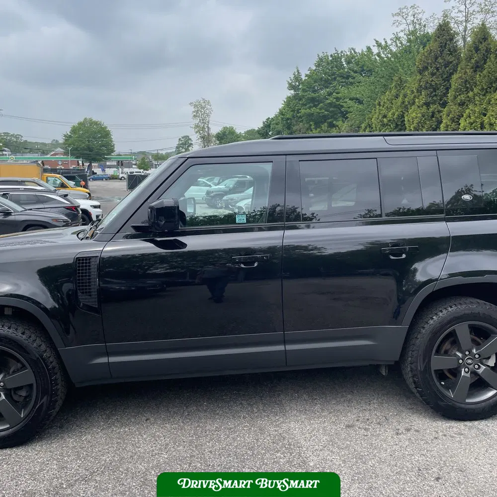 2023 Land Rover Defender 110 S