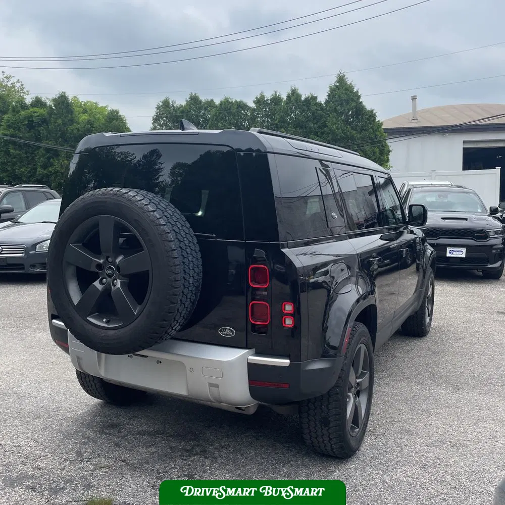 2023 Land Rover Defender 110 S