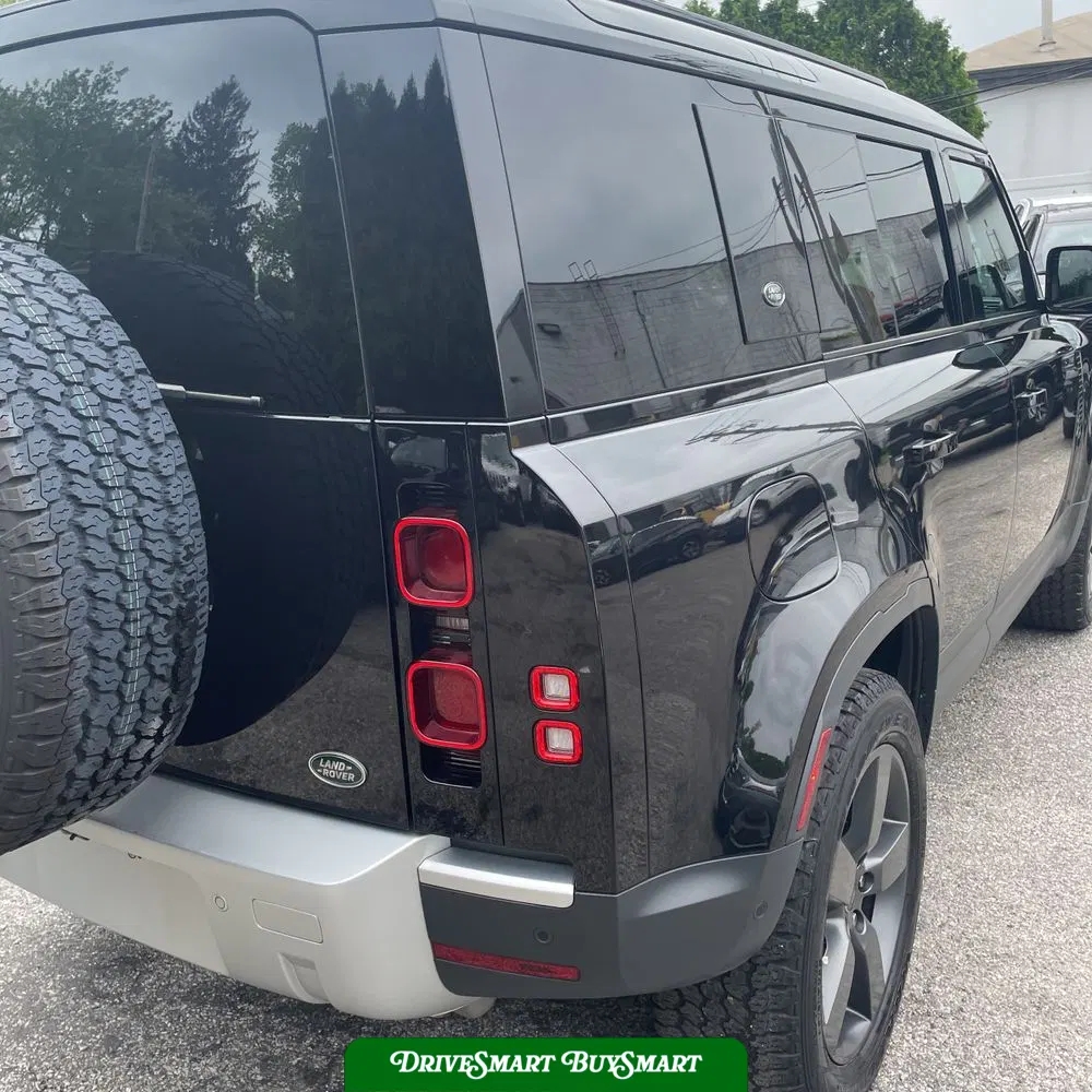 2023 Land Rover Defender 110 S