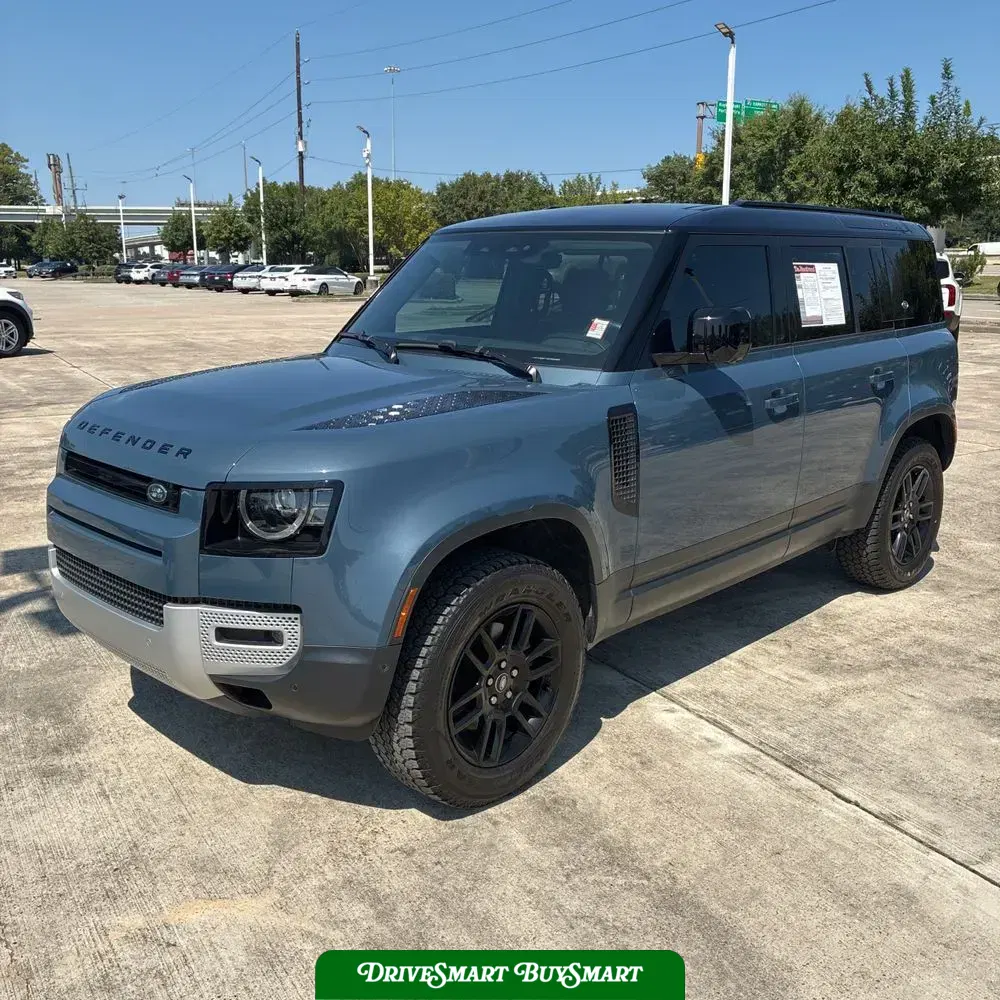 2024 Land Rover Defender 110 S P300