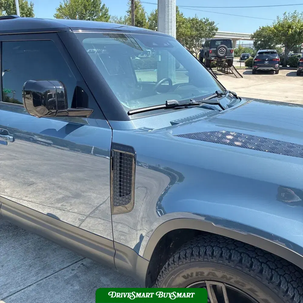 2024 Land Rover Defender 110 S P300
