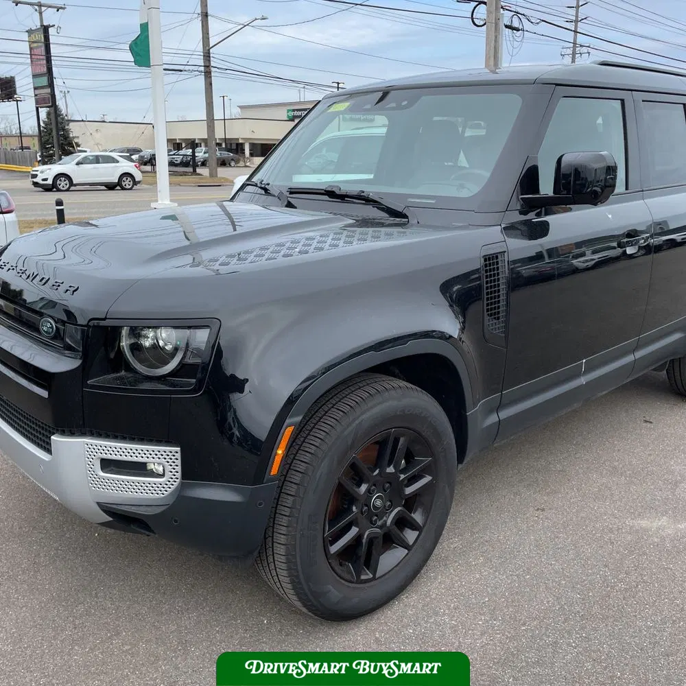 2024 Land Rover Defender 110 P300 S