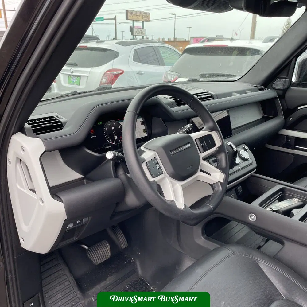 2024 Land Rover Defender 110 P300 S