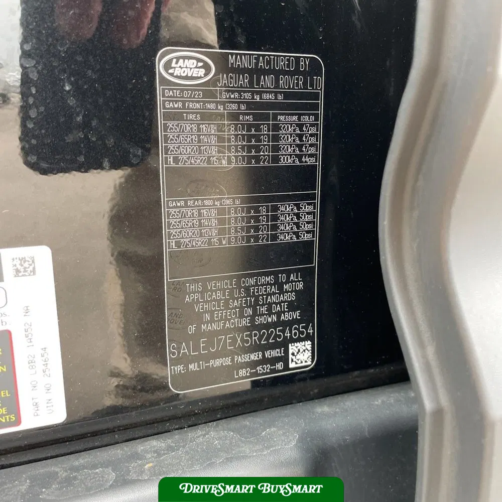 2024 Land Rover Defender 110 P300 S