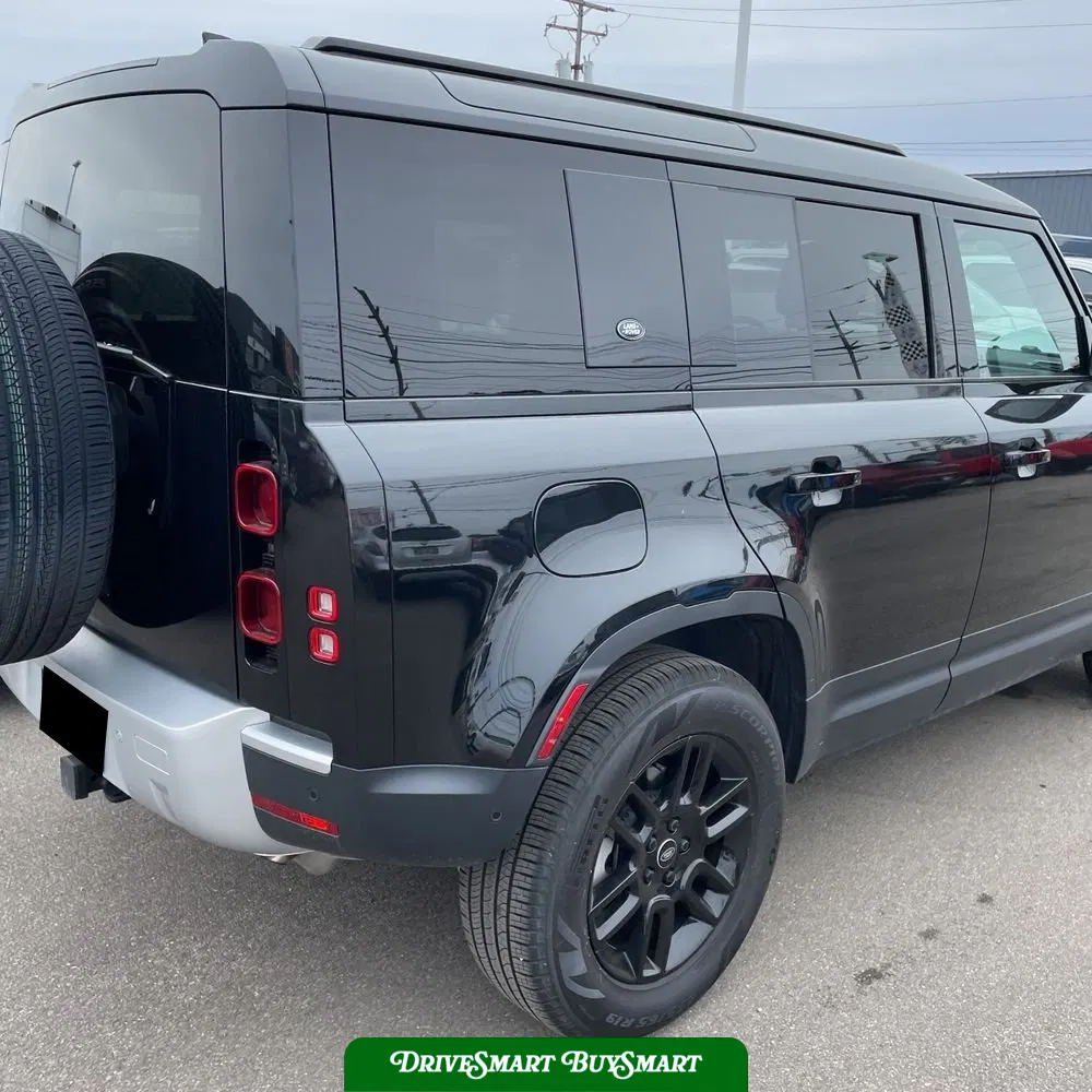 2024 Land Rover Defender 110 P300 S