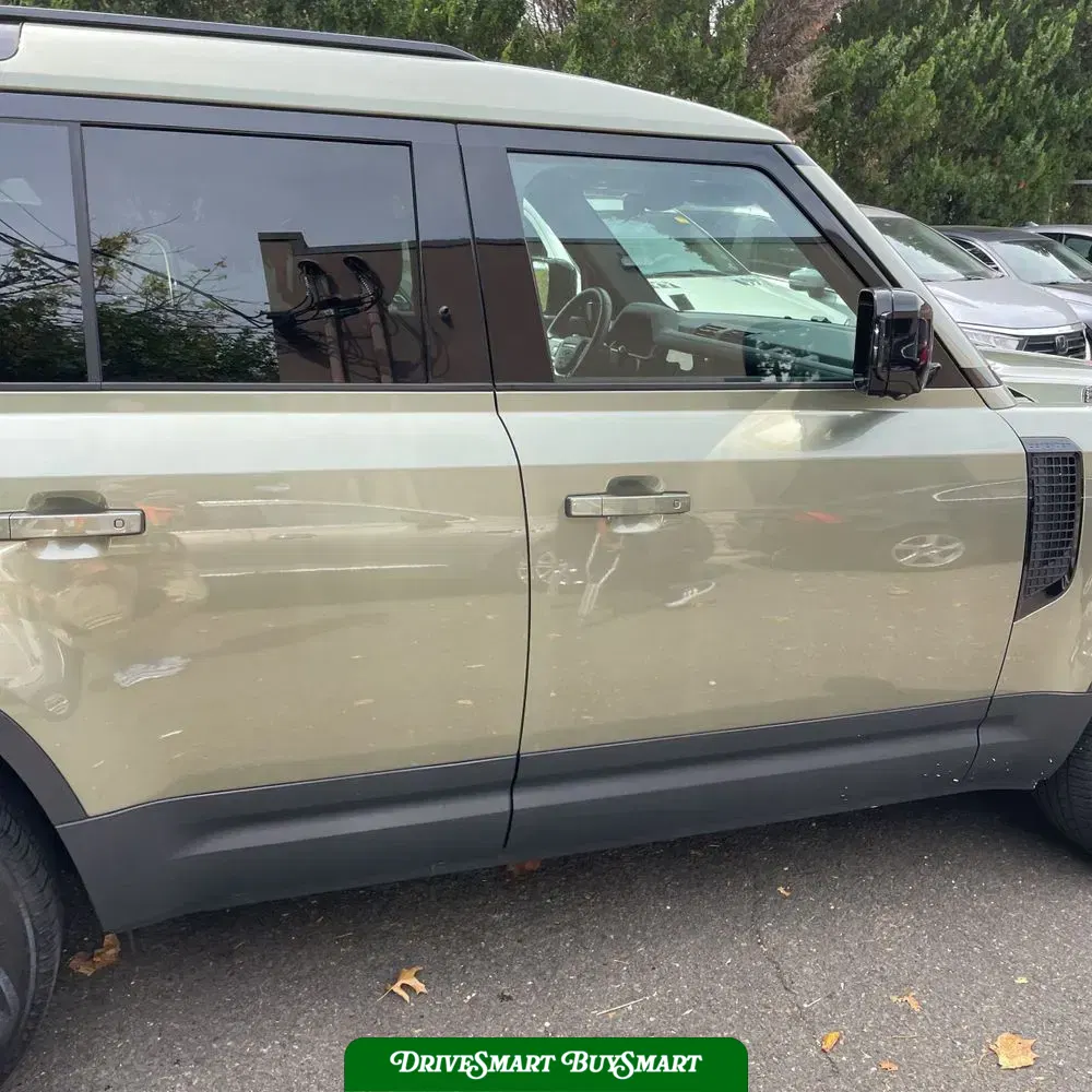 2024 Land Rover Defender 110 S P300