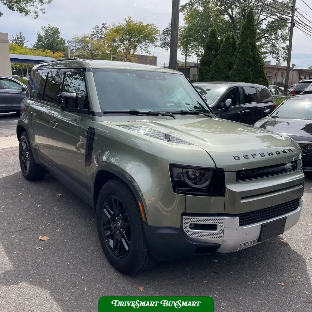 2024 Land Rover Defender 110 S P300