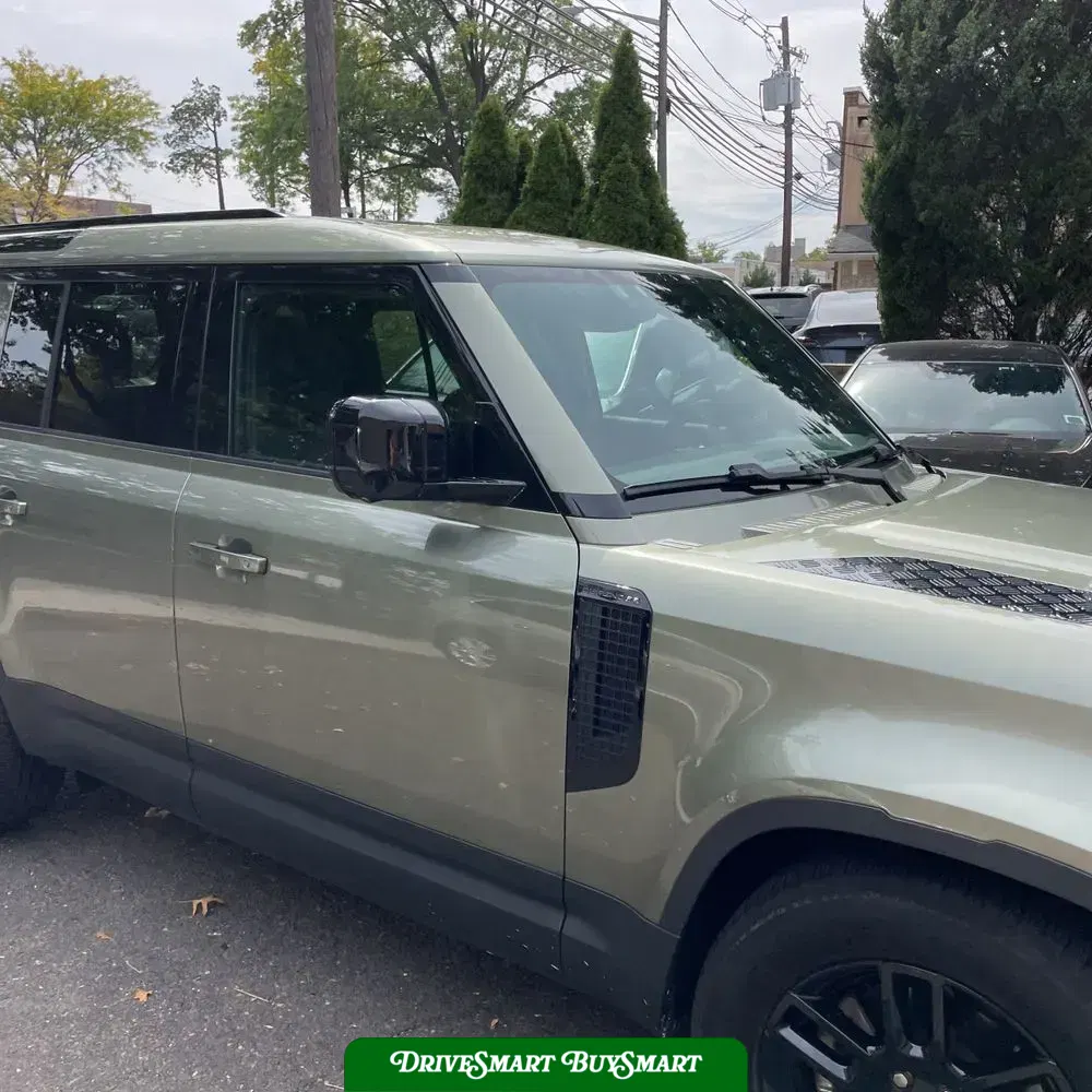 2024 Land Rover Defender 110 S P300