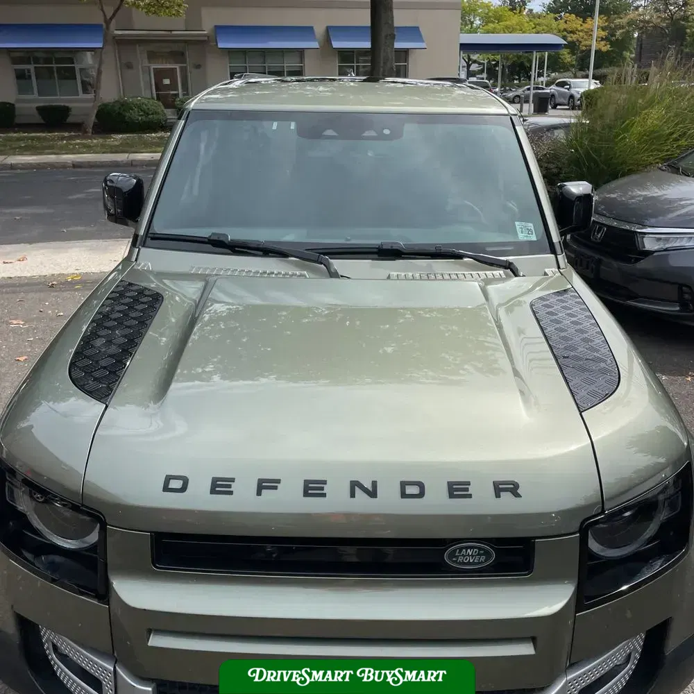 2024 Land Rover Defender 110 S P300