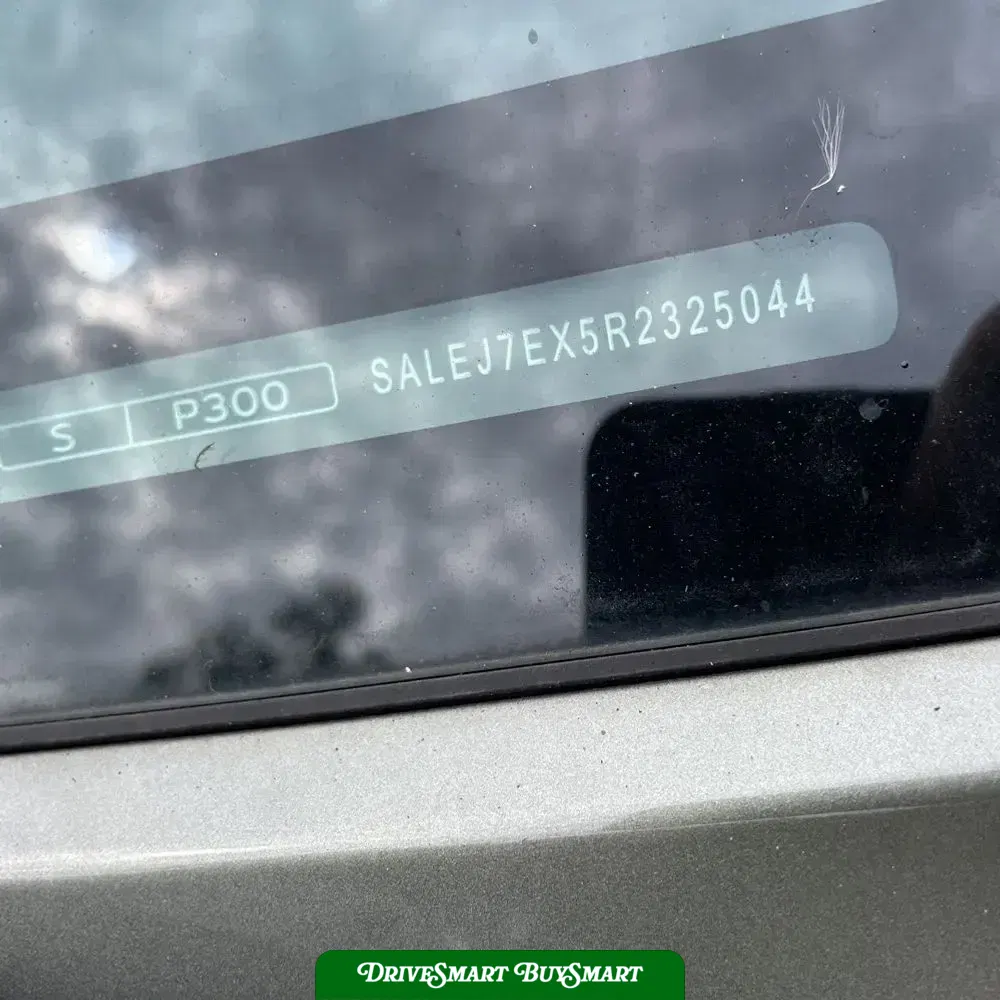 2024 Land Rover Defender 110 S P300