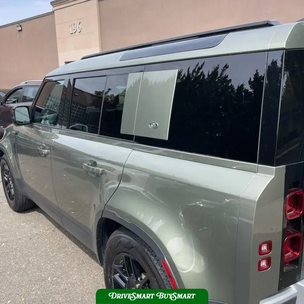 2024 Land Rover Defender 110 S P300