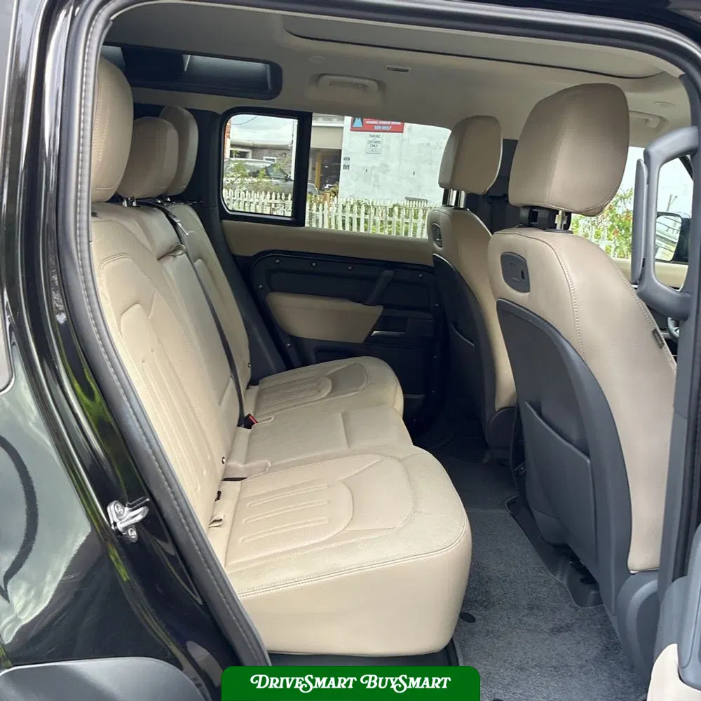 2020 Land Rover Defender 110 S