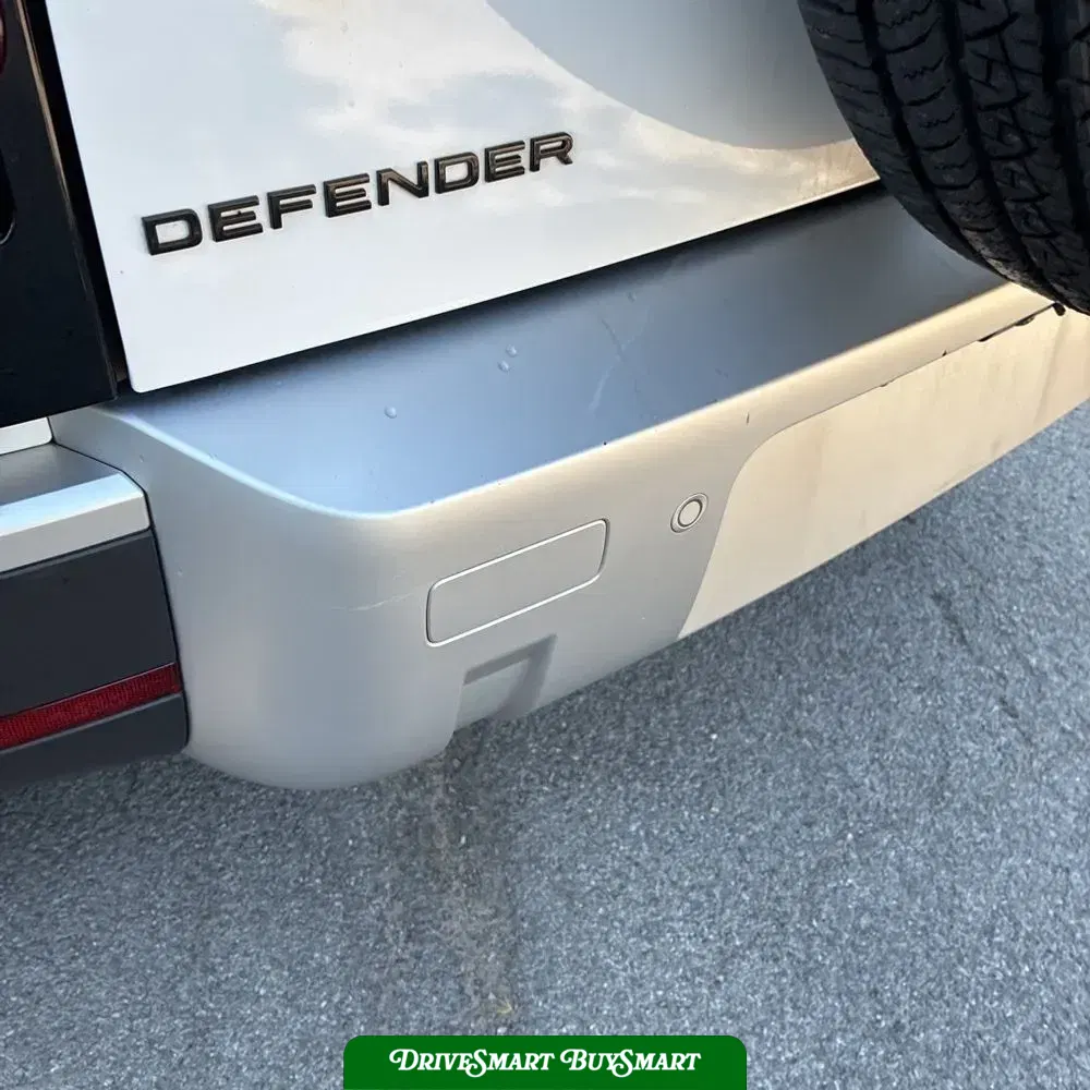 2025 Land Rover Defender 110 S P300