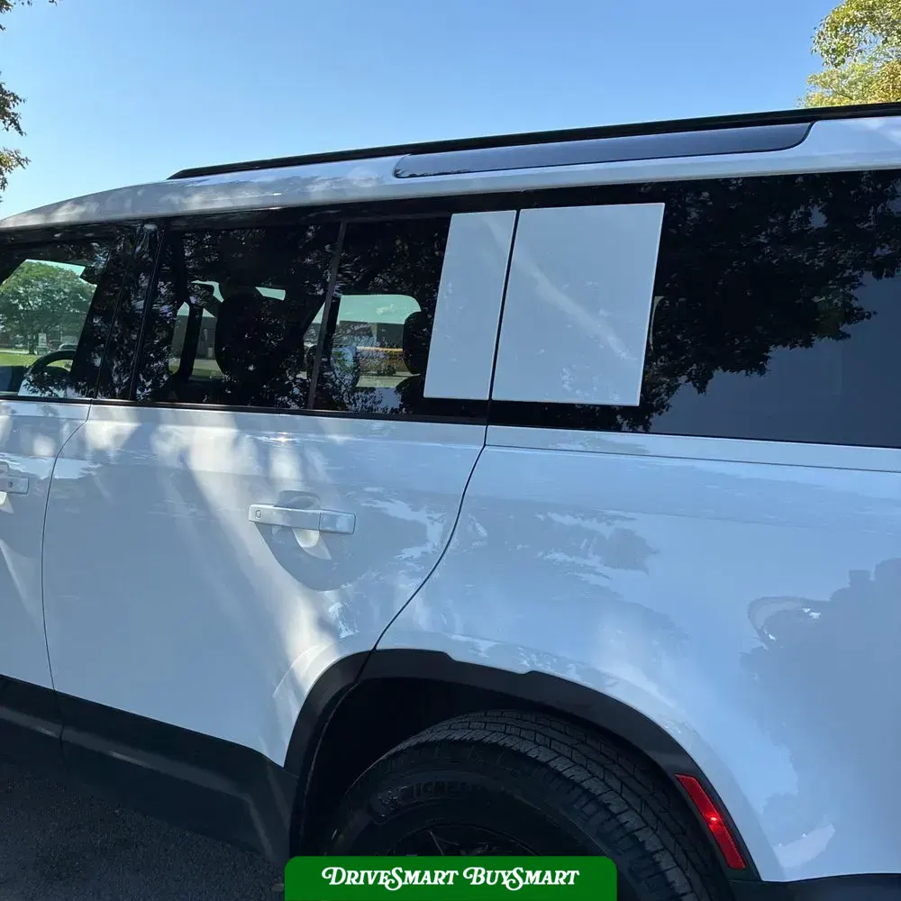2025 Land Rover Defender 110 S P300