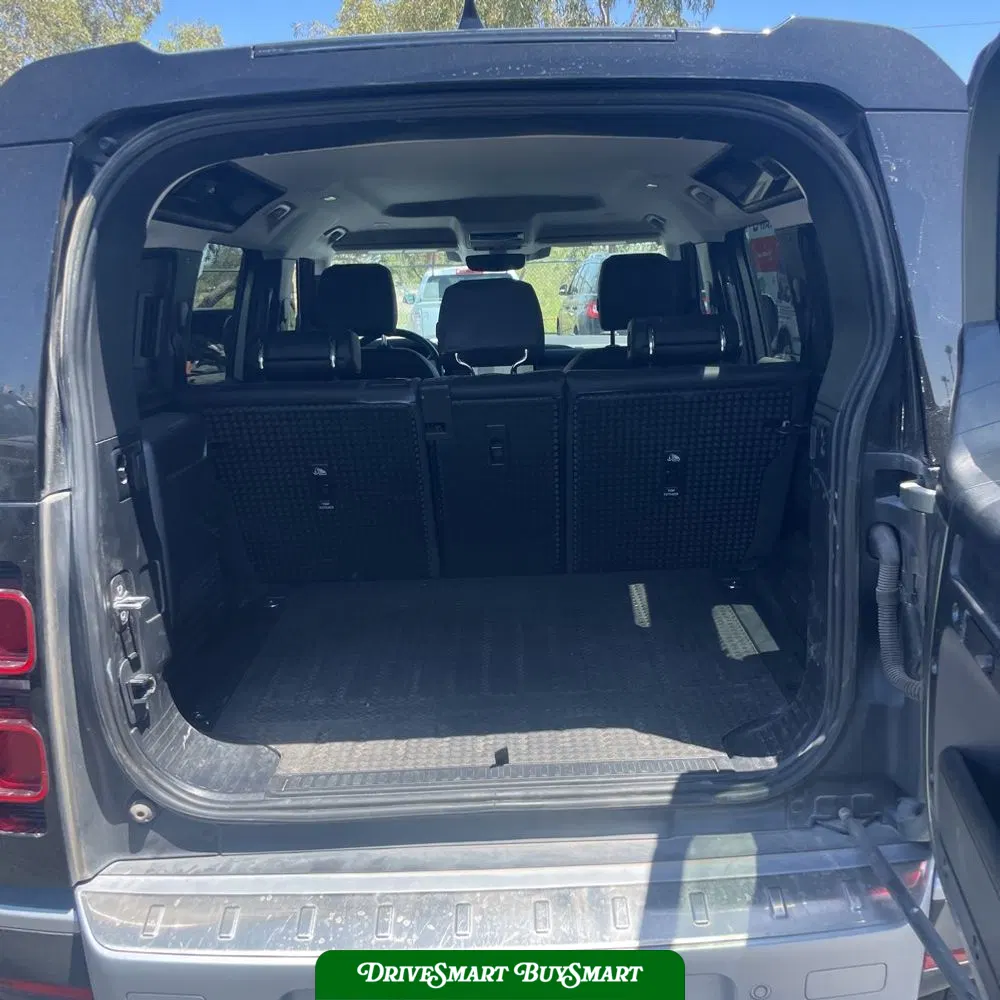 2023 Land Rover Defender 110 S