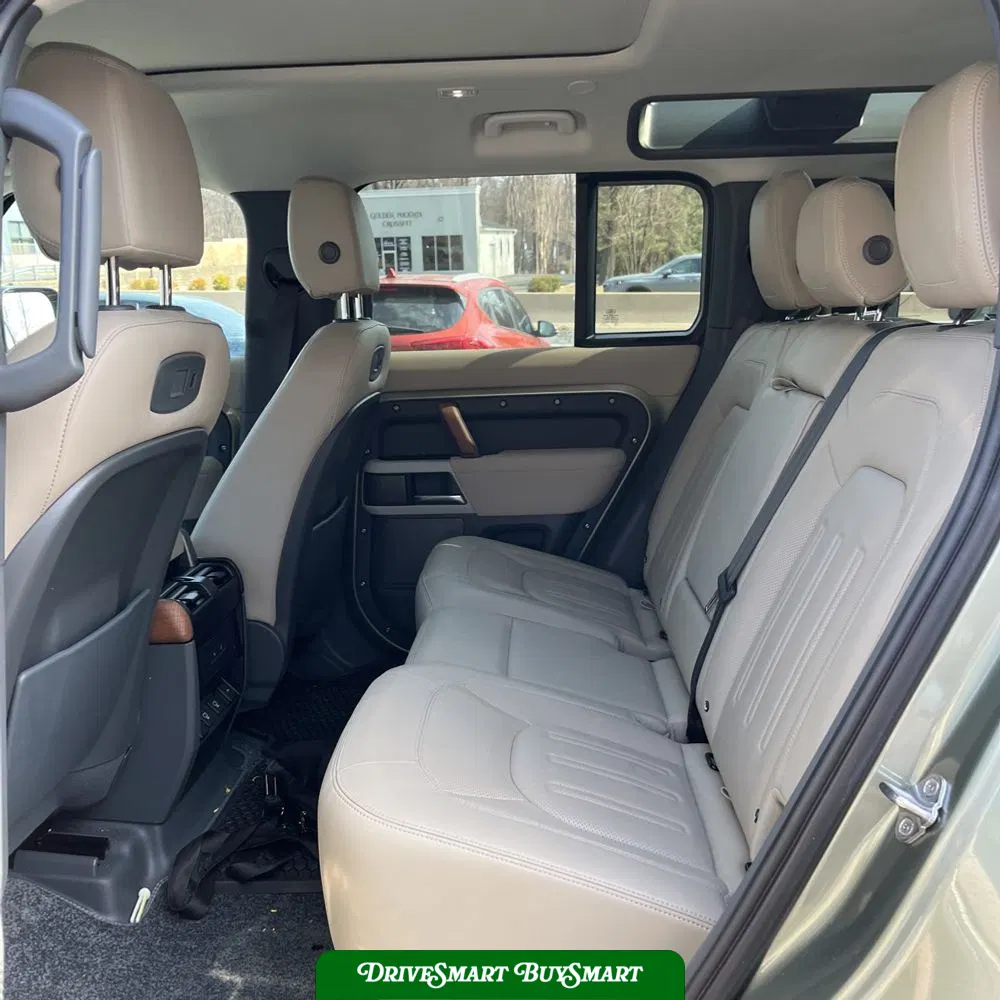 2022 Land Rover Defender 110 S