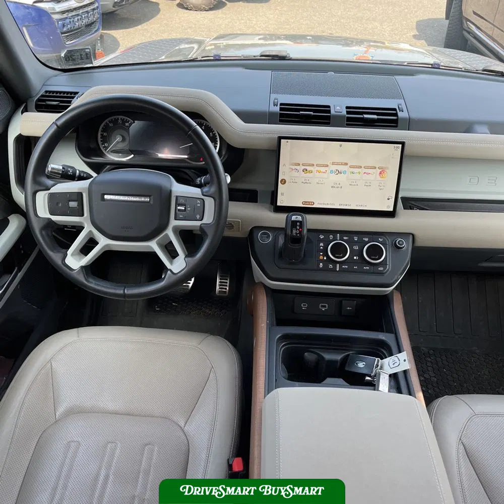 2022 Land Rover Defender 110 S