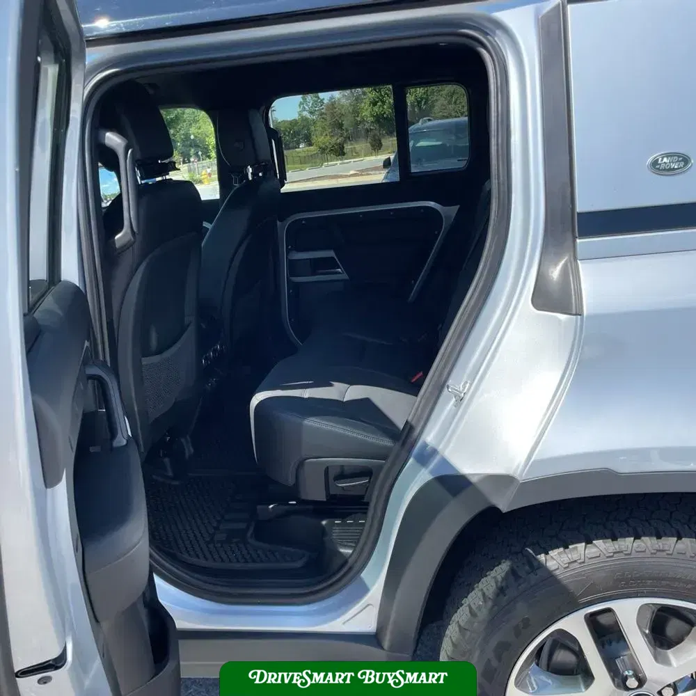 2024 Land Rover Defender 110 P400 S