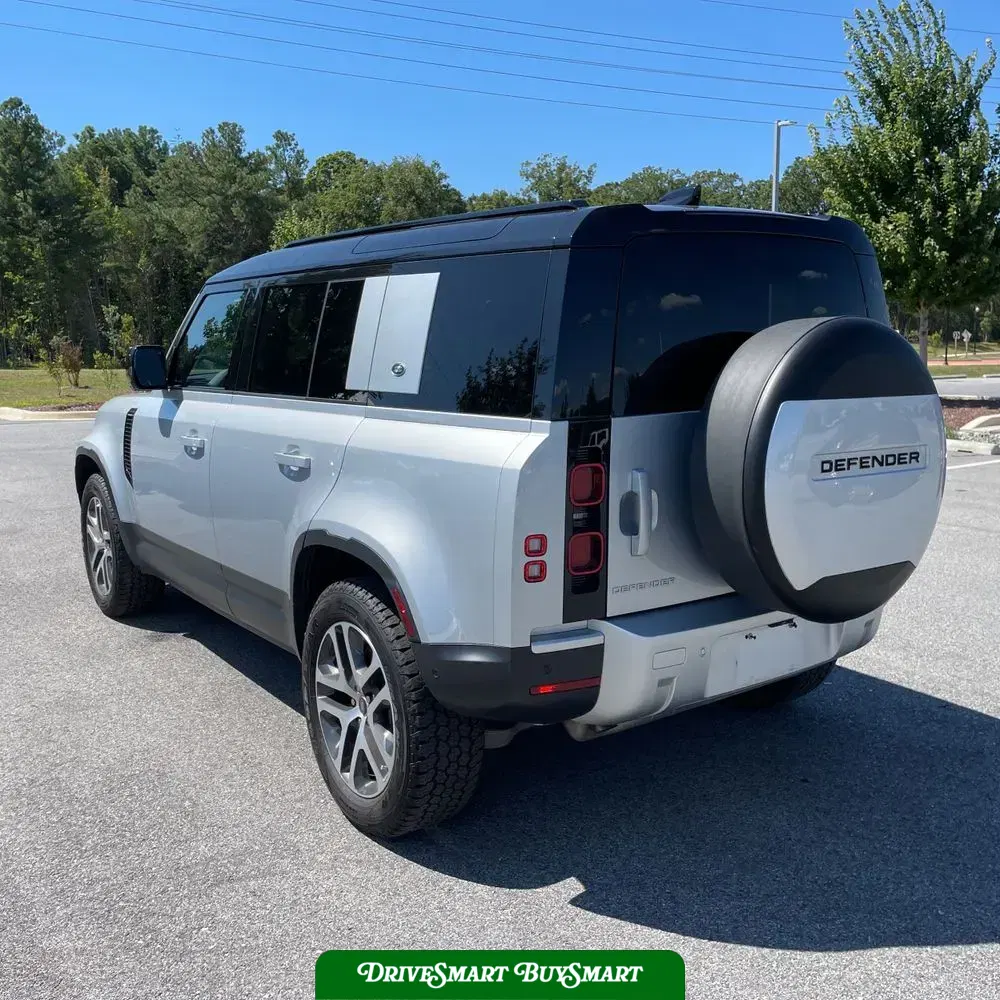 2024 Land Rover Defender 110 P400 S