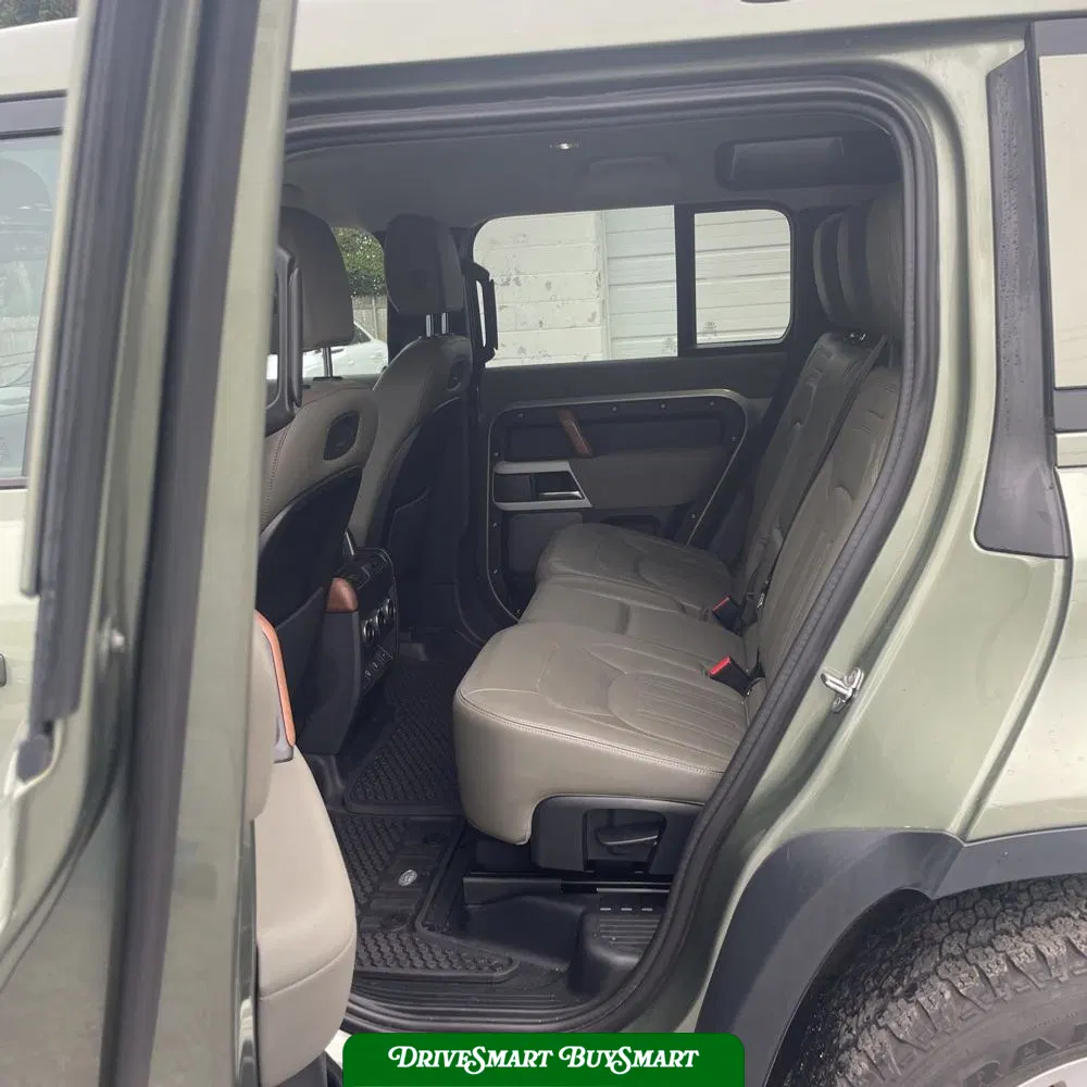 2022 Land Rover Defender 110 S