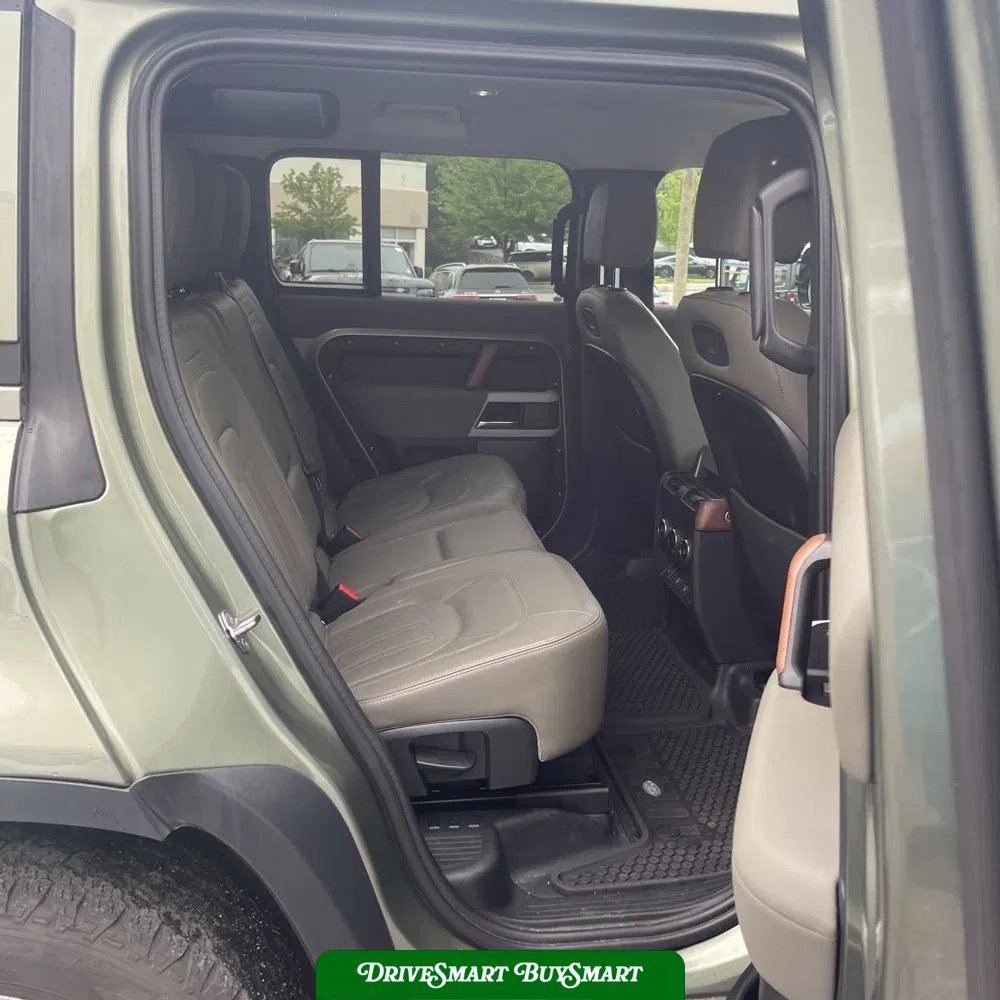 2022 Land Rover Defender 110 S
