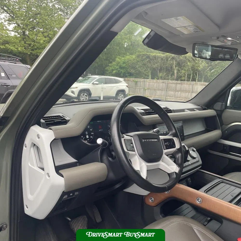 2022 Land Rover Defender 110 S