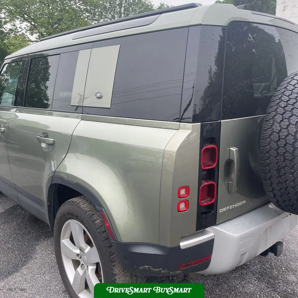 2022 Land Rover Defender 110 S