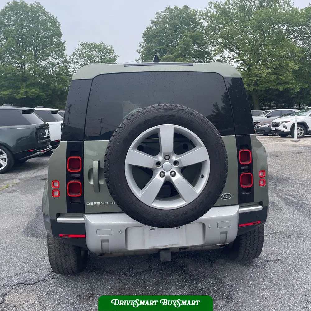 2022 Land Rover Defender 110 S