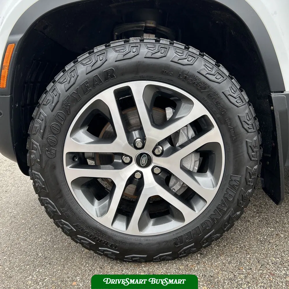 2024 Land Rover Defender 130 P400 S