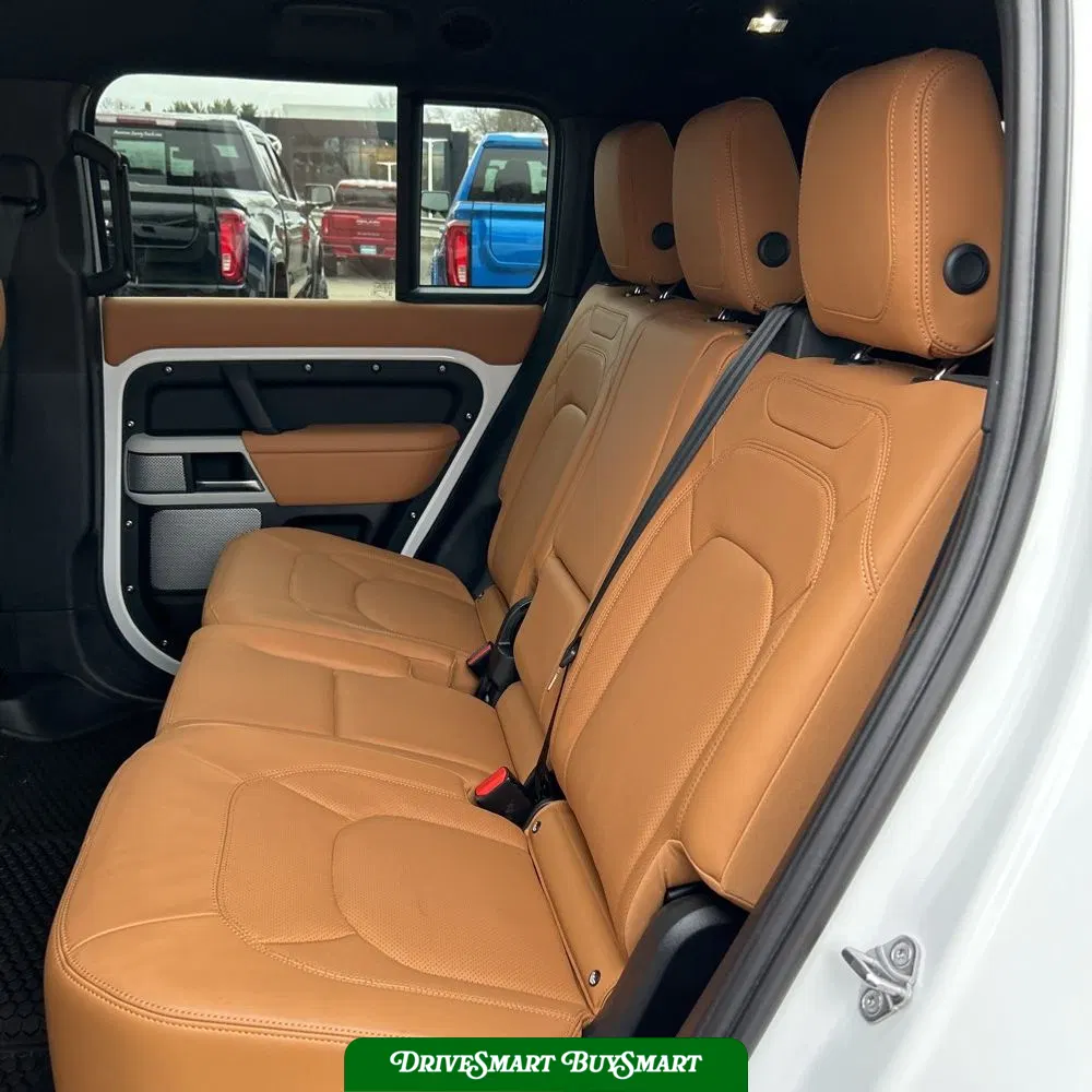 2024 Land Rover Defender 130 P400 S